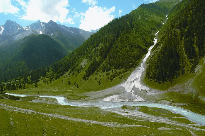 Srinagar Tour with Gulmarg and Pahalgam